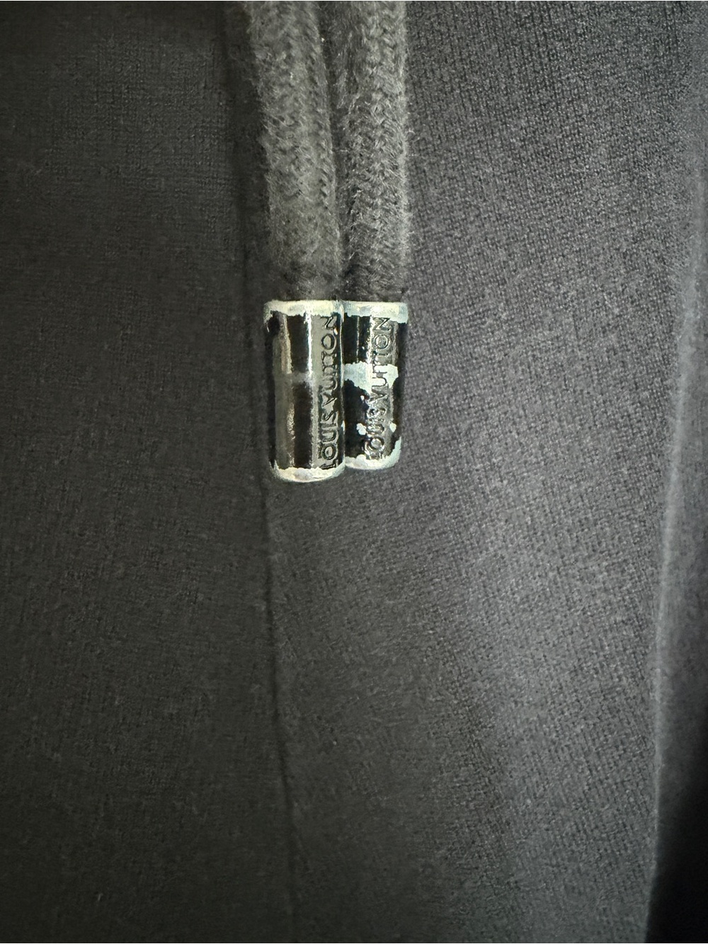 Louis Vuitton Black Cargo Pocket Men's Shorts - Picture 4 of 12